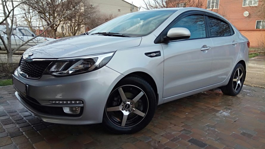 Kia Rio 3 r16