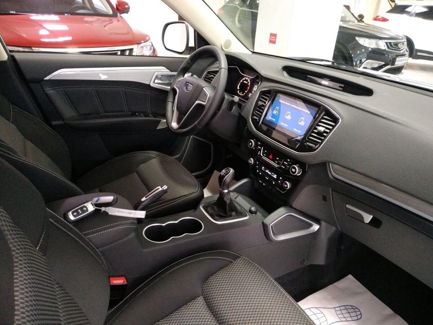 Geely Emgrand x7 2020