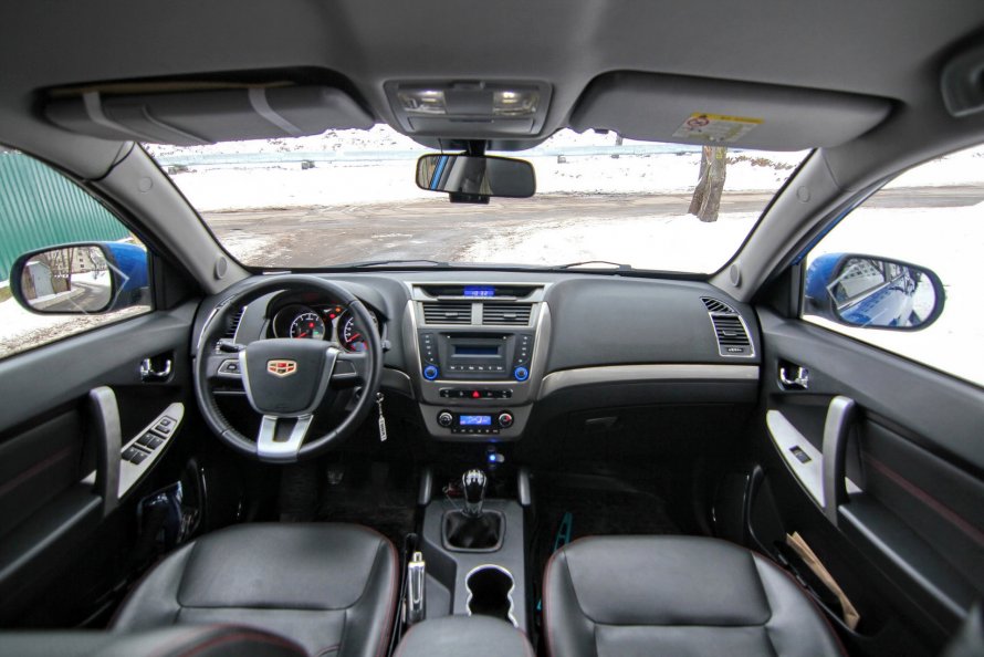 Geely Emgrand x7 2016 салон