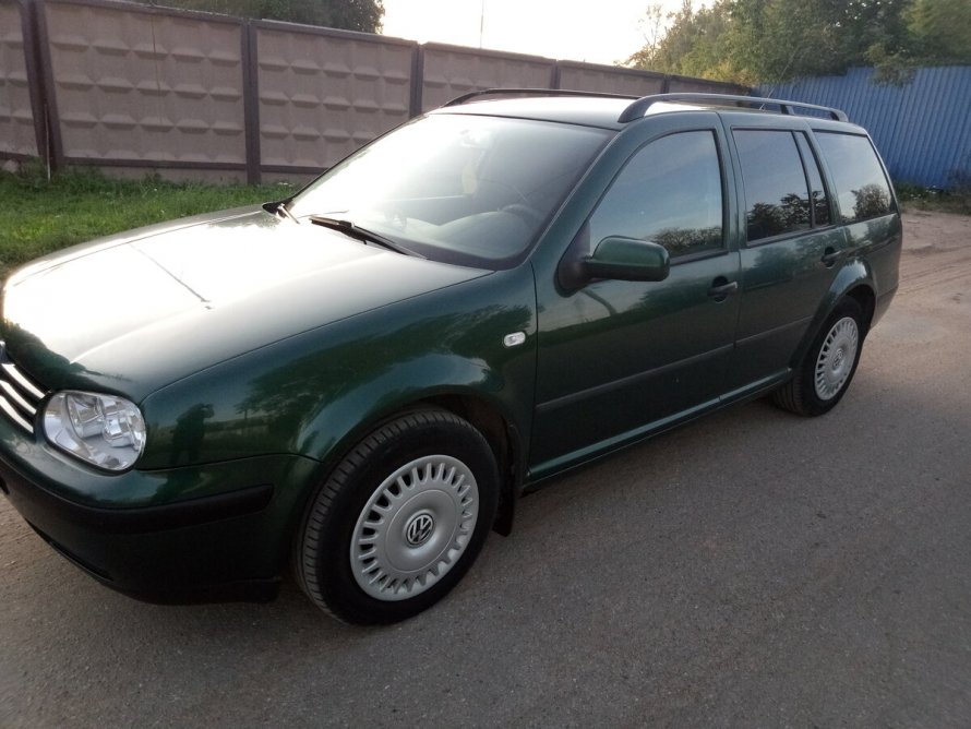 Volkswagen Passat 2008 универсал 2.0