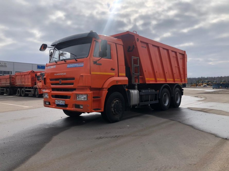 КАМАЗ 6520-53 самосвал