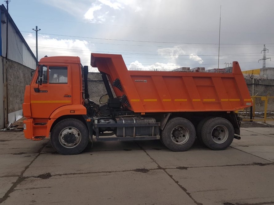 КАМАЗ 65222 самосвал