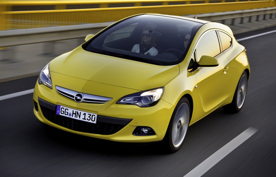 Opel Astra GTC Panoramic