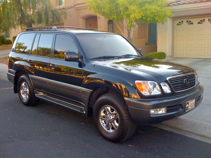 Lexus ЛХ 470