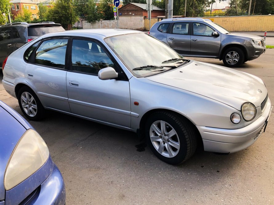 Toyota Corolla e110 1999