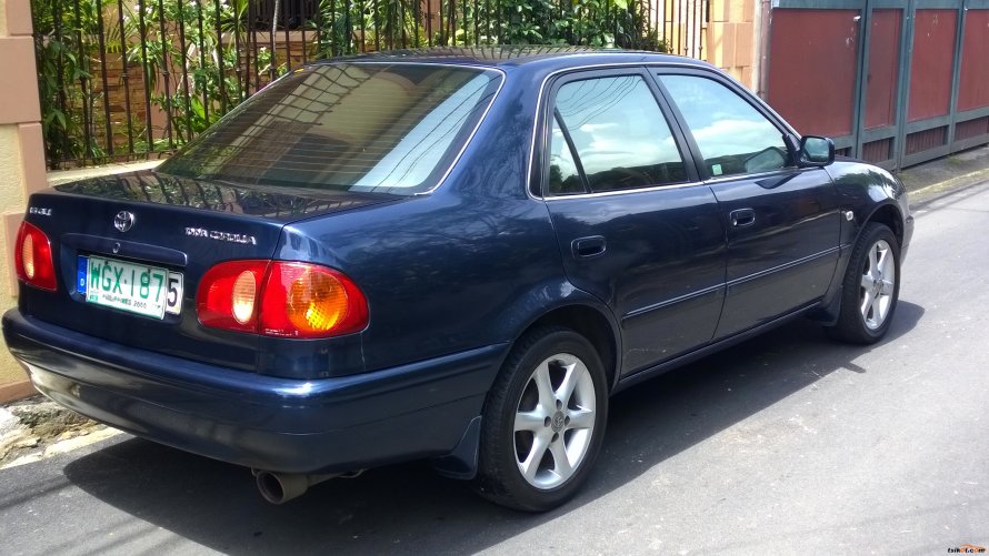 Toyota Corolla 1999 1.3л