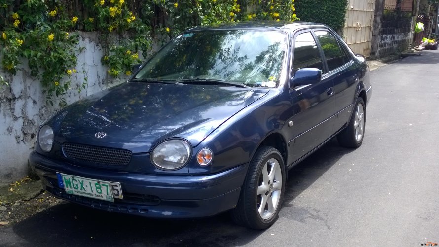 Toyota Corolla 1999 хэтчбек