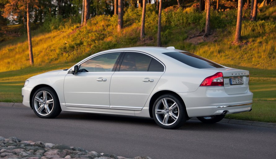Volvo s80 белая