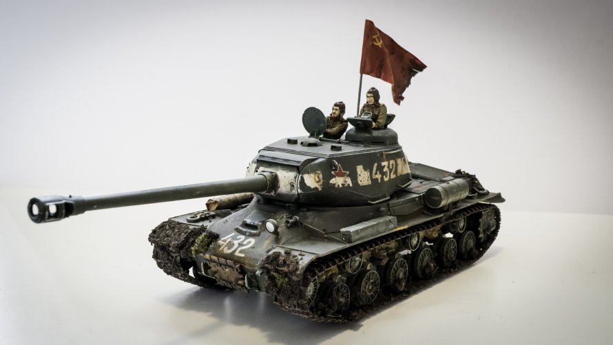 Советский танк ИС-2
