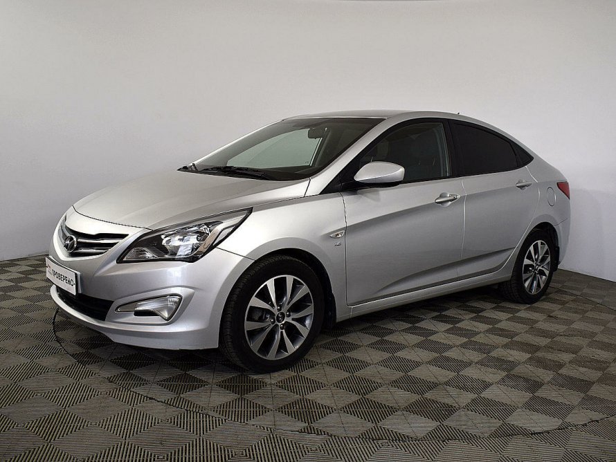 Hyundai Solaris 2016 серебристый