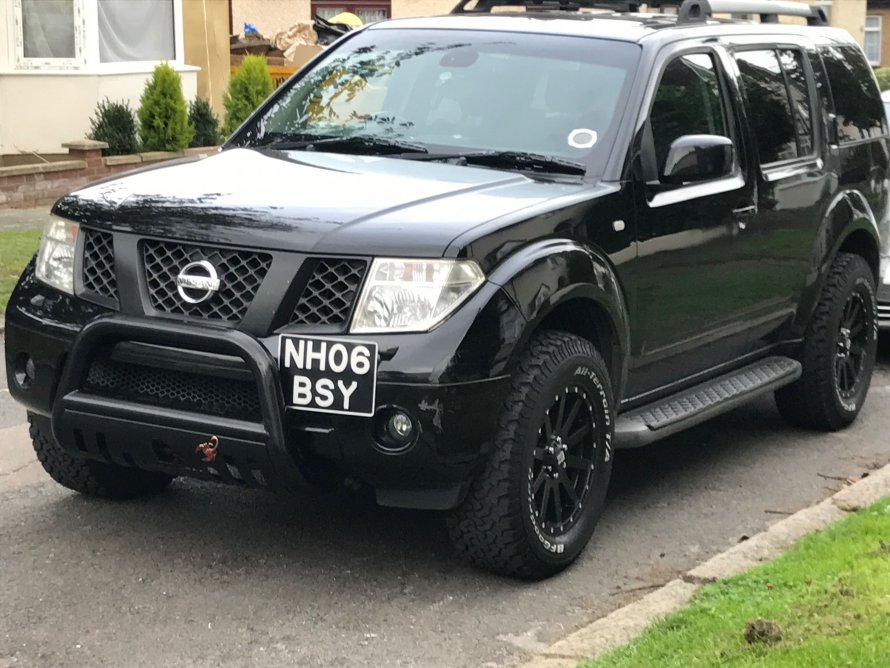 Nissan Pathfinder r51 черный