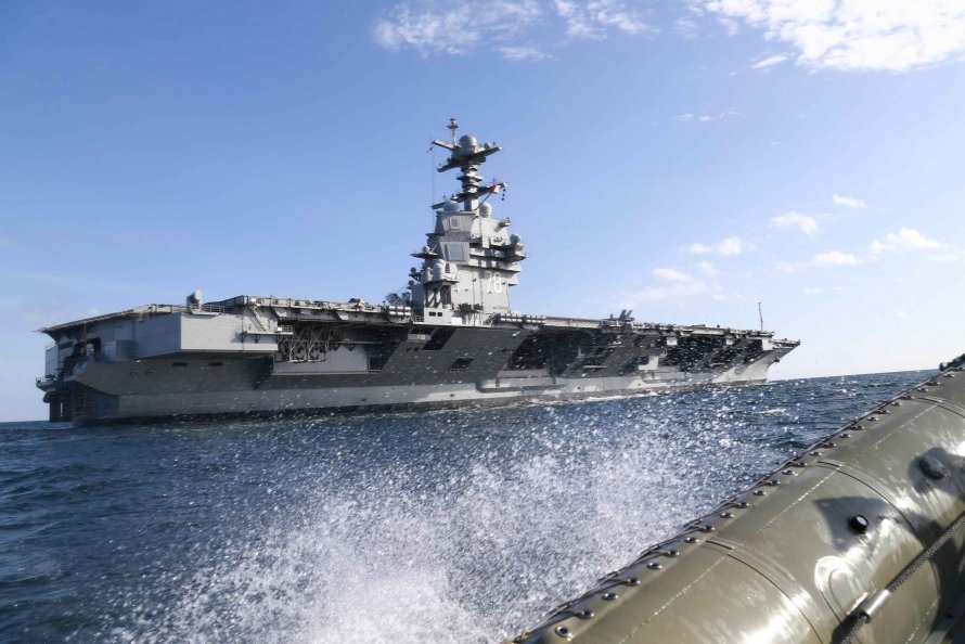 Авианосец ВМФ США Атлантика