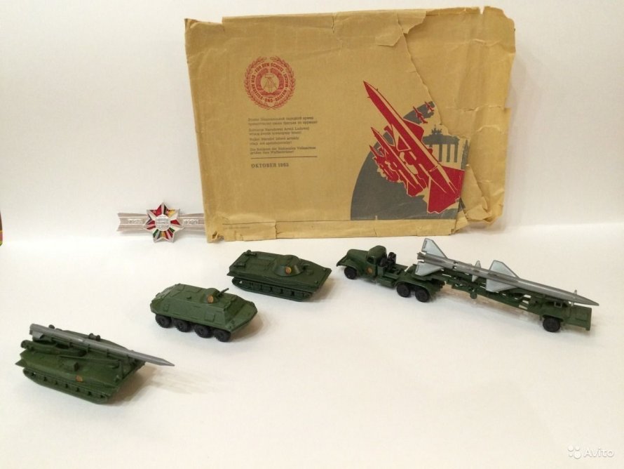 Железный набор военной техники