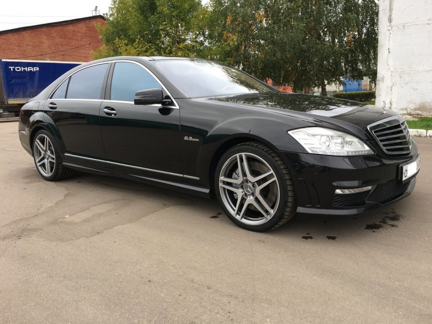 Mercedes 221 AMG