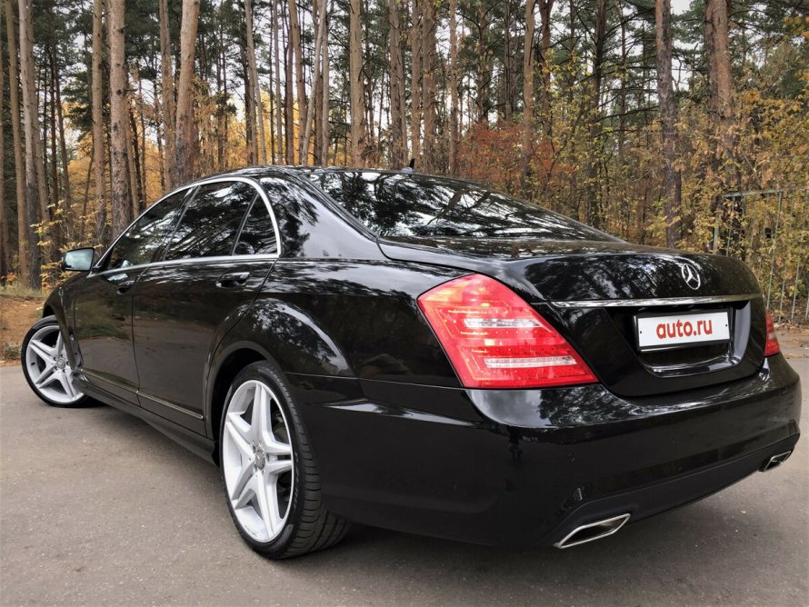 Mercedes Benz w221 2010