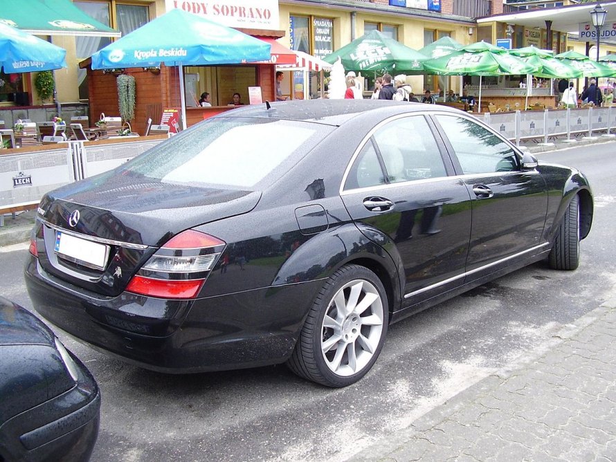 Mercedes Benz 221 кузов