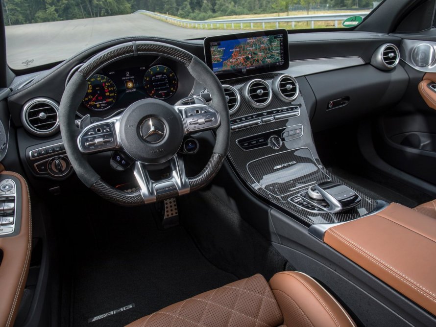 Mercedes c63s AMG салон