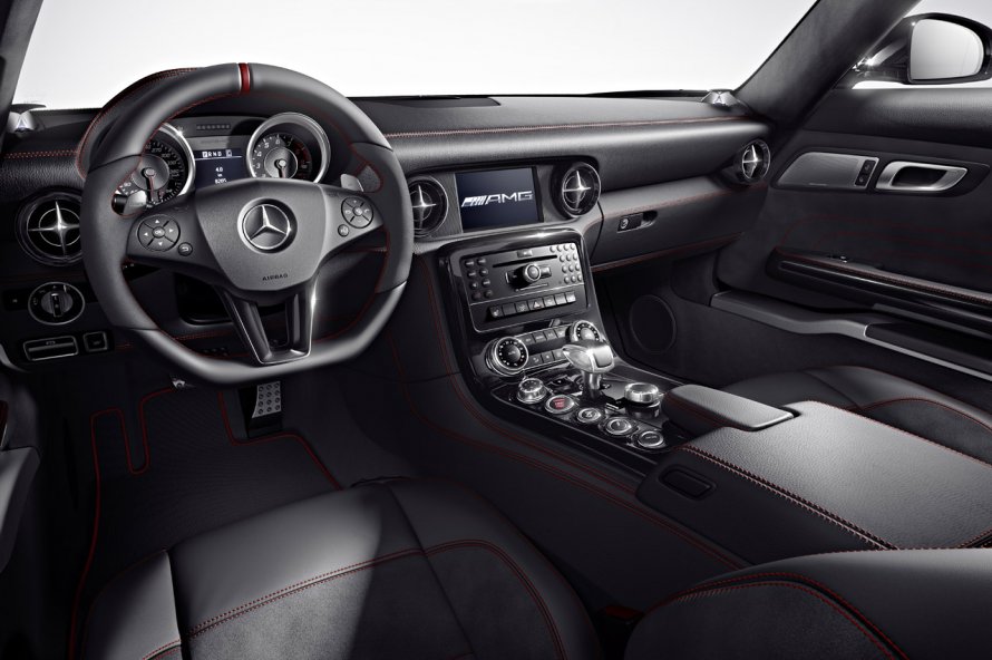 Mercedes Benz SLS AMG Interior