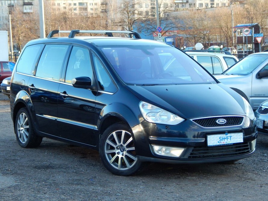 Ford Galaxy минивэн