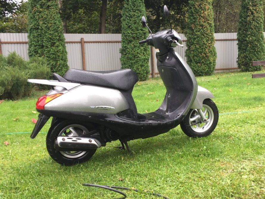 Honda lead 50