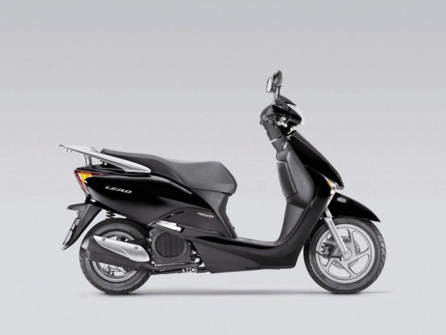 Honda lead New