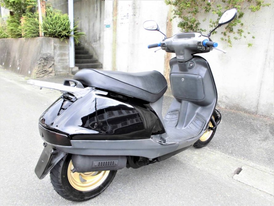 Honda lead af 90