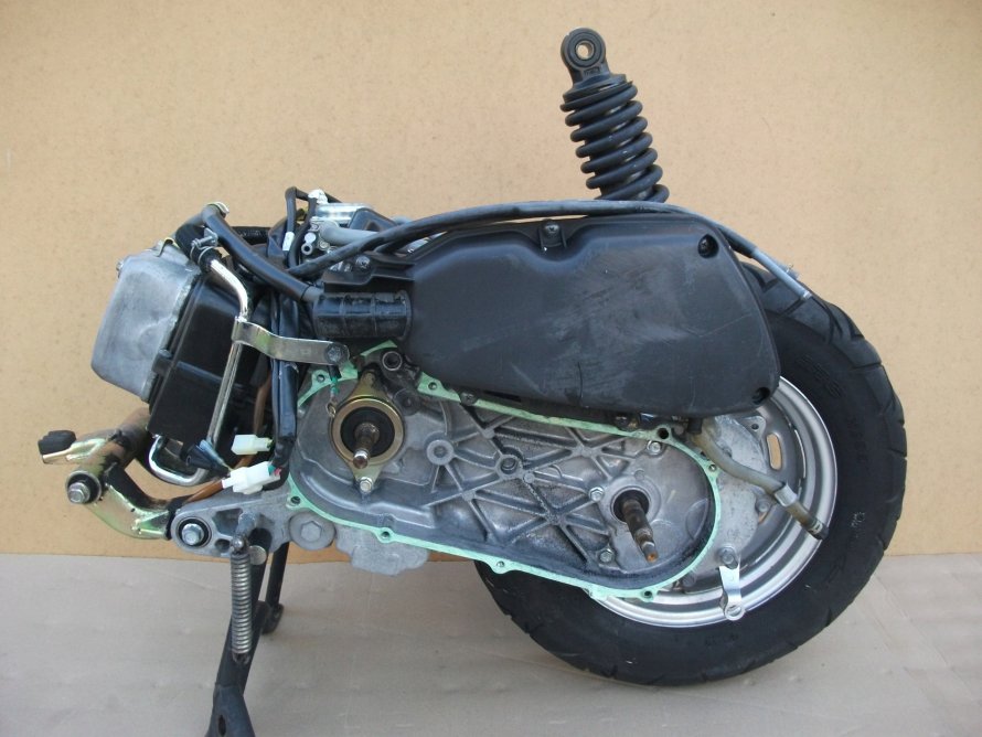 Honda lead 100 мотор