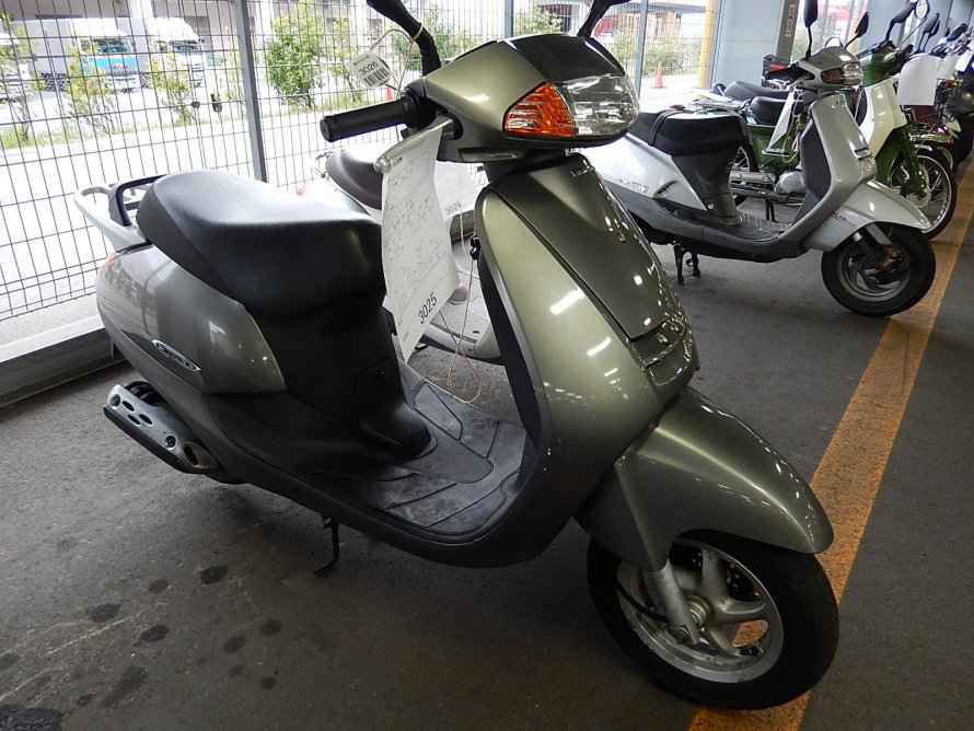 Скутер Honda lead 50