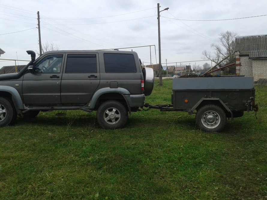 УАЗ Патриот с прицепом 8136