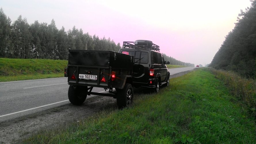 Патриот с прицепом 8109