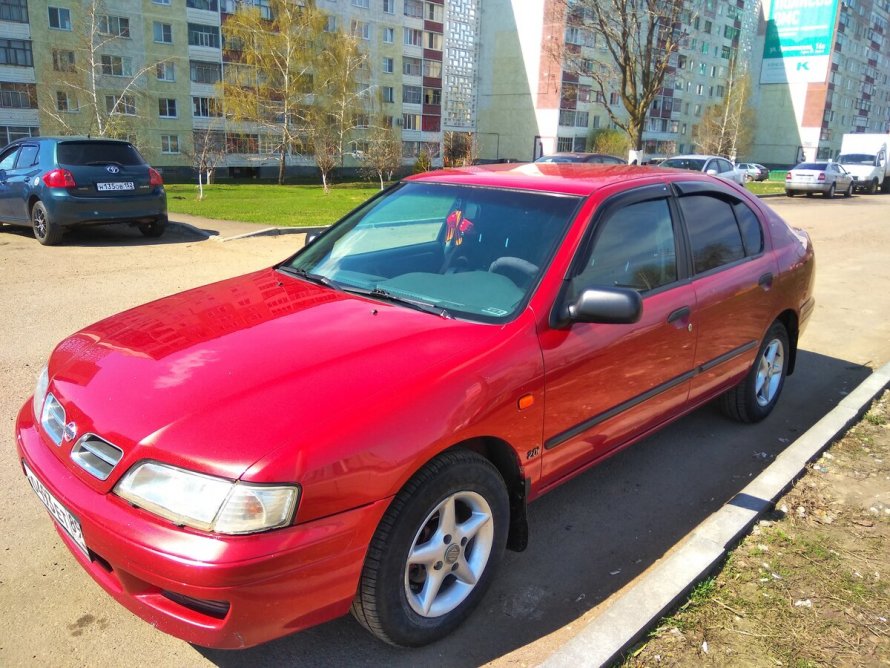 Nissan primera p11 хэтчбек 1997