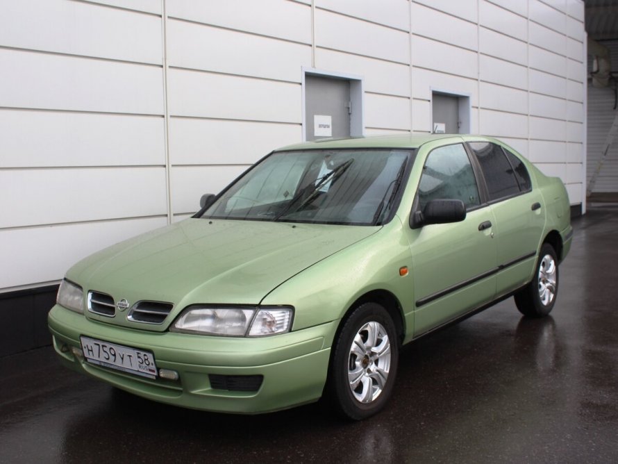 Nissan primera II (p11)1997