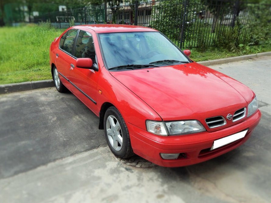 Nissan primera II (p11)1997