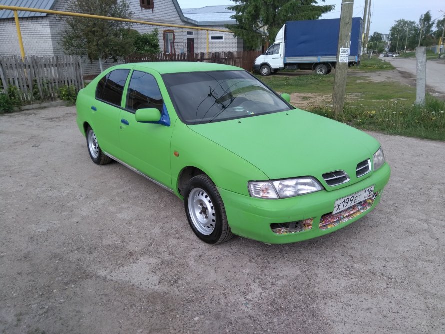 Nissan primera p11 бирюзовый