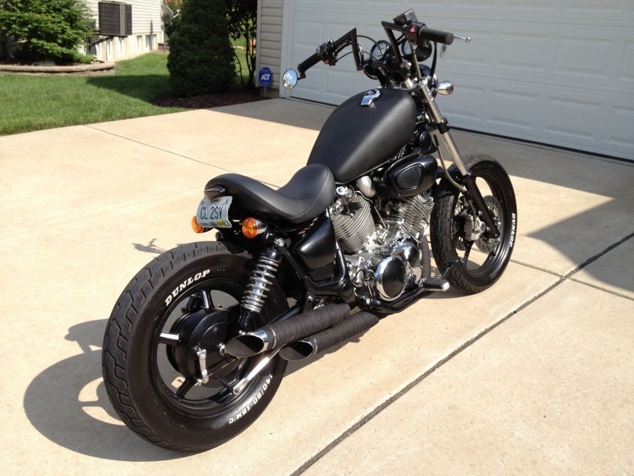 Yamaha XV 750 Custom
