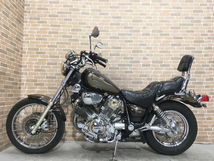 Yamaha XV 750 Virago