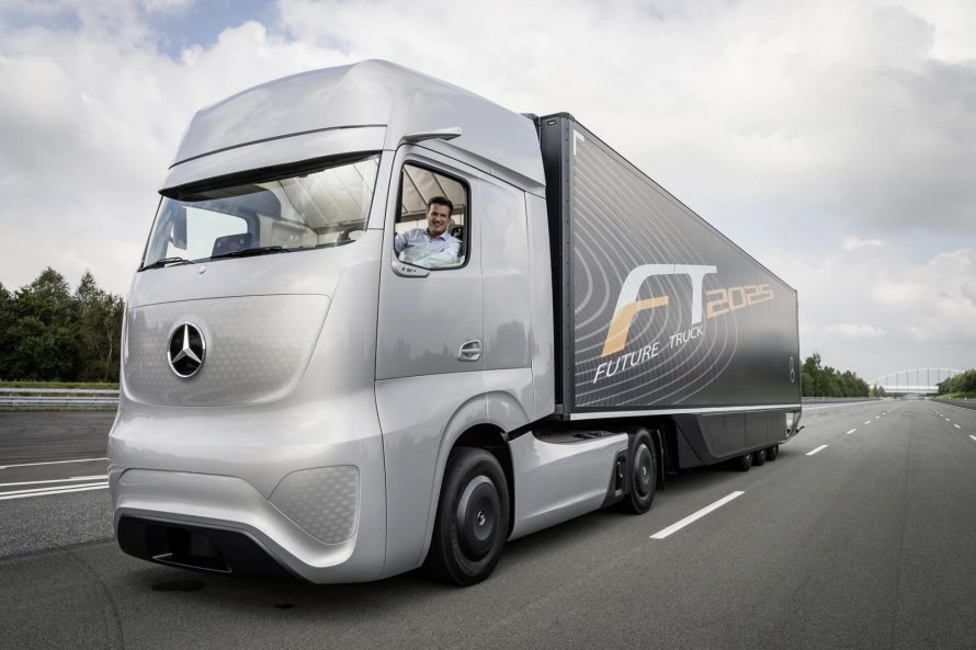 Mercedes Benz 2025