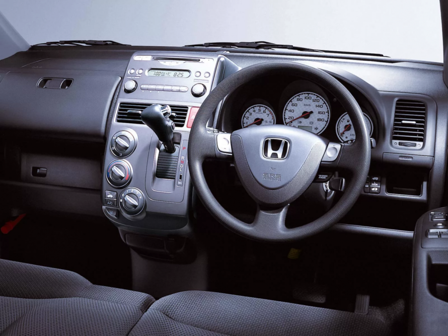 Honda Mobilio Spike 2008 салон