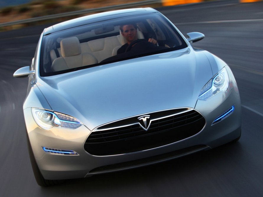 Tesla седан model s