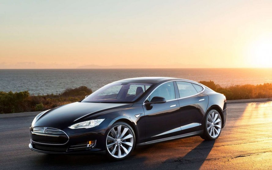 Автомобиль Tesla model s