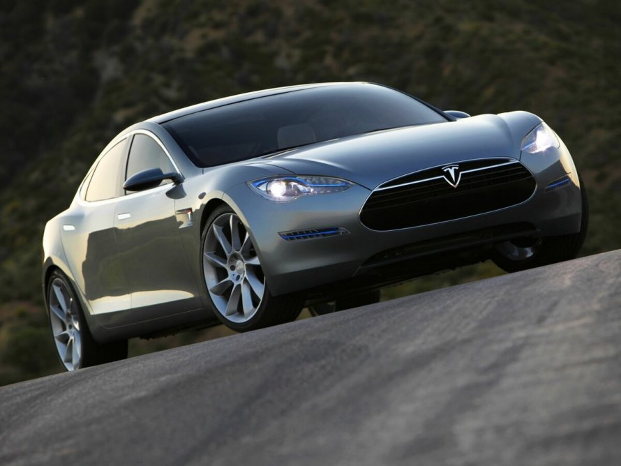 Машина Tesla model s
