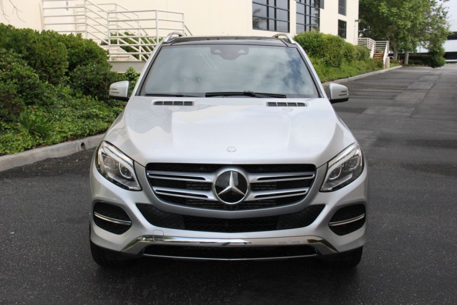 Mercedes Benz GLE 300d