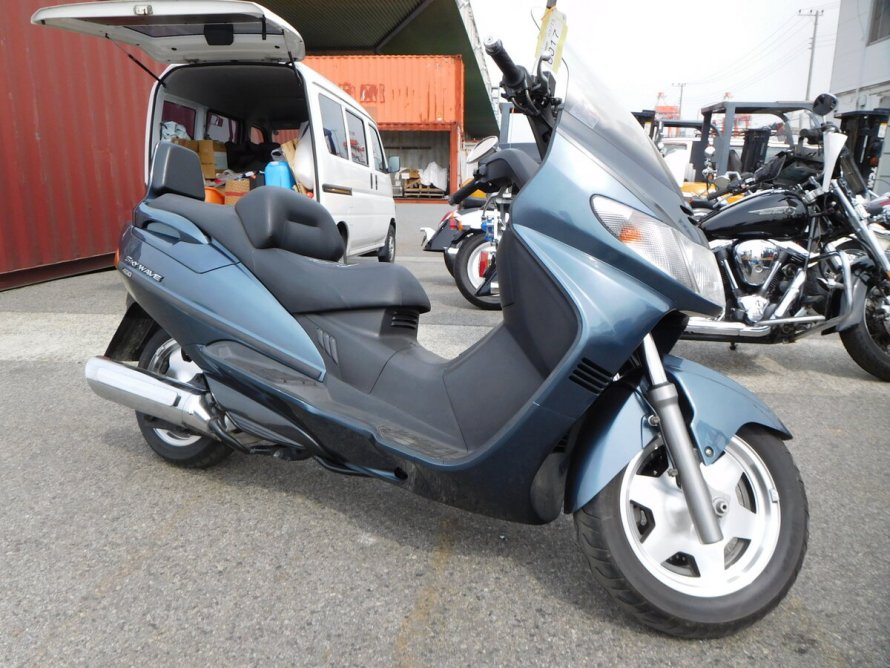 Suzuki Burgman Skywave 400