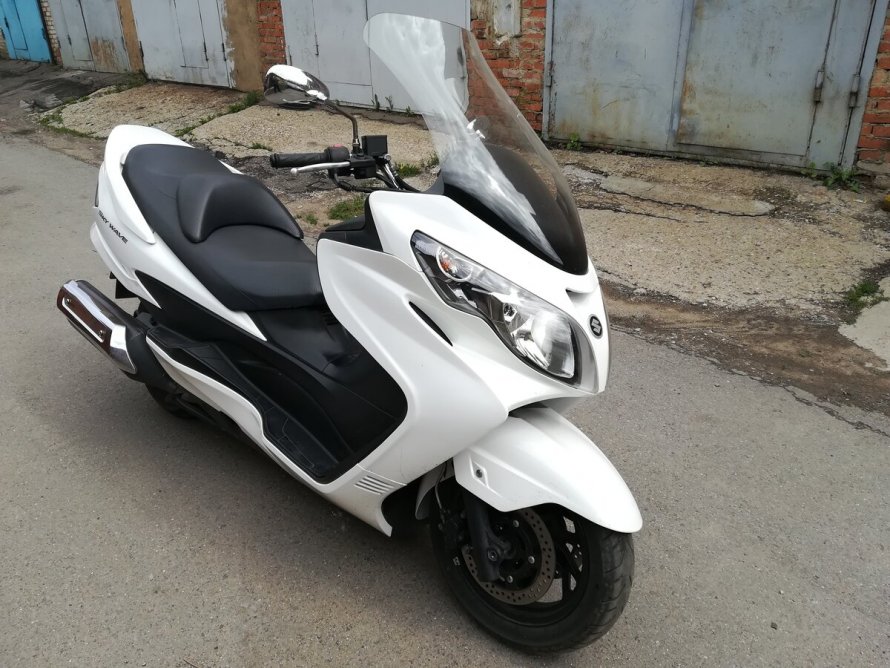 Suzuki Skywave 400