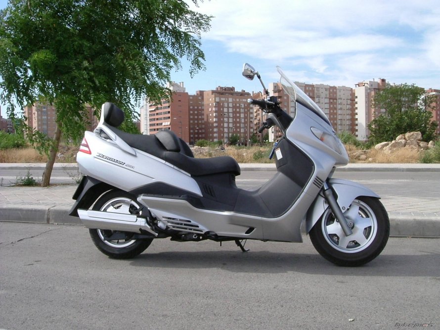 Suzuki Burgman 400 2008