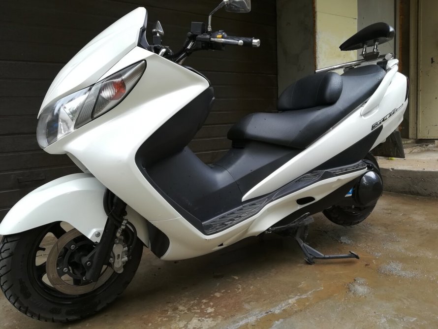 Suzuki Skywave 400