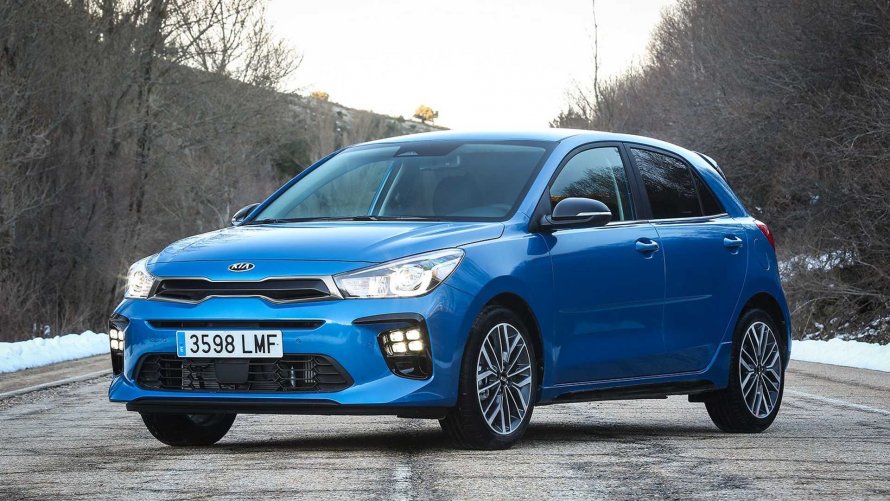 Kia Rio 4 Рестайлинг черная