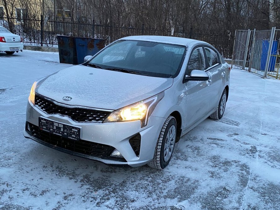 Kia Rio 2021 седан