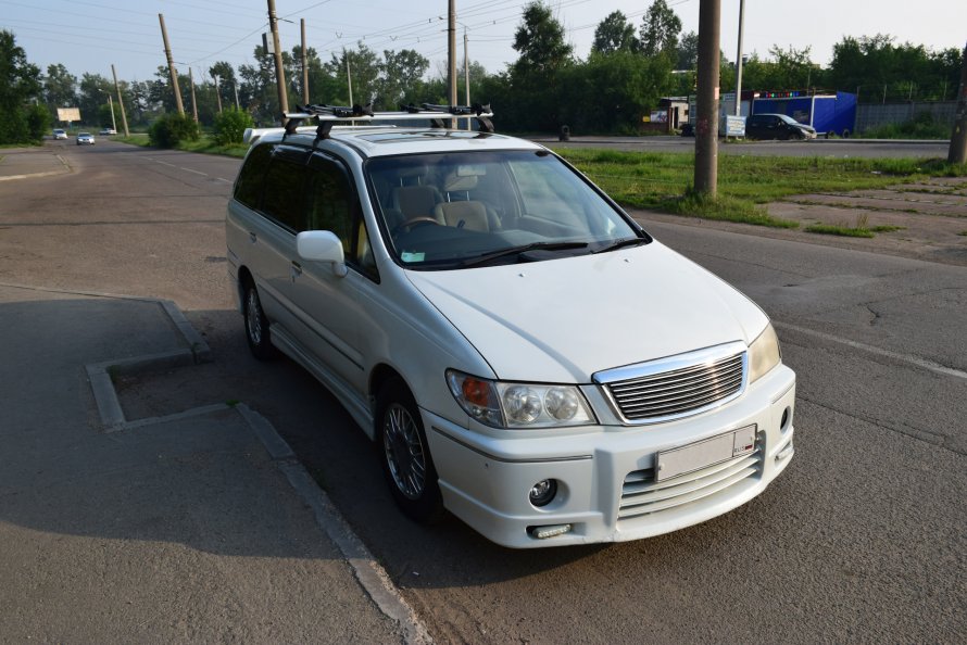 Nissan Presage 1998 г))