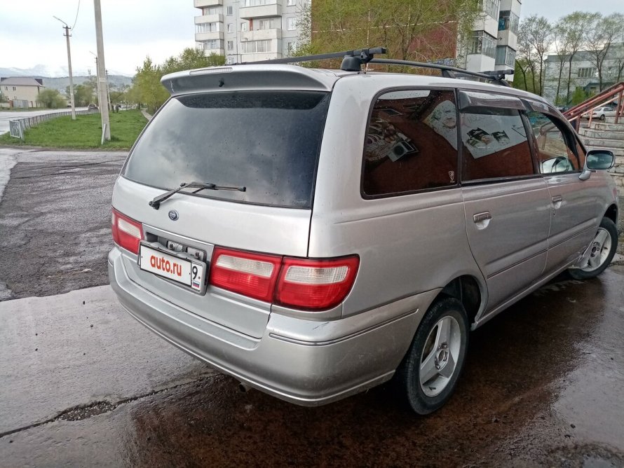 Nissan Presage 2001 салон